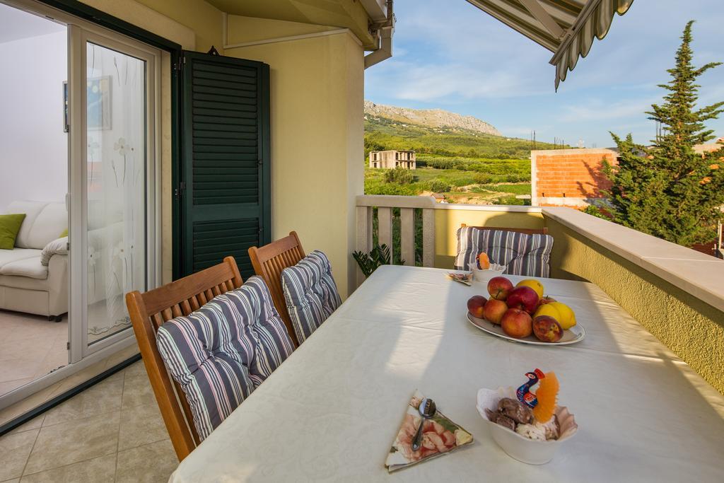 Apartments Leon Podstrana Rum bild