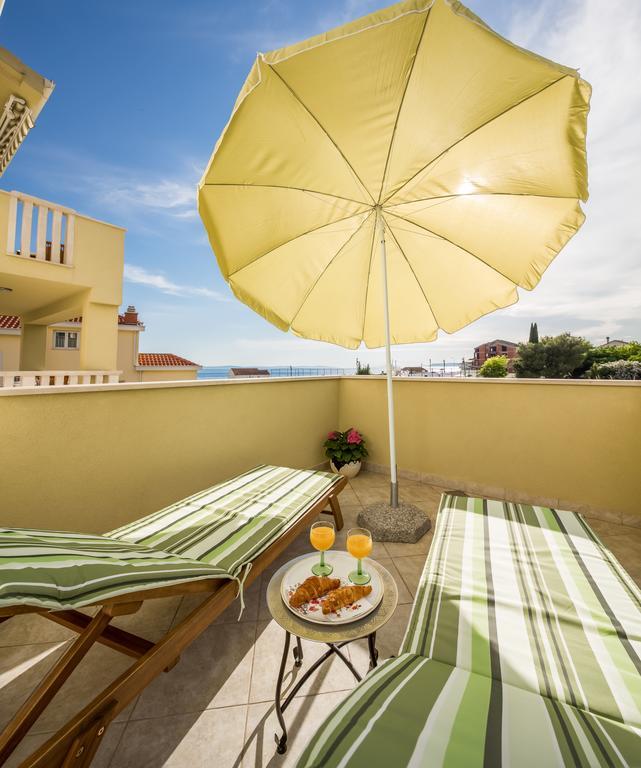 Apartments Leon Podstrana Rum bild