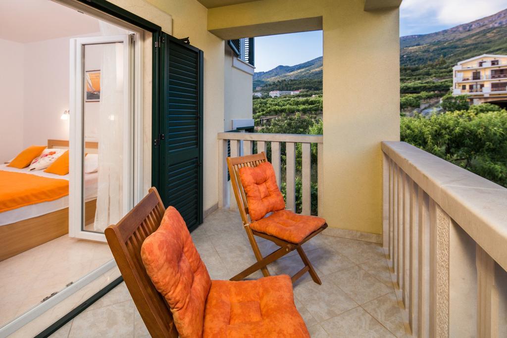 Apartments Leon Podstrana Rum bild