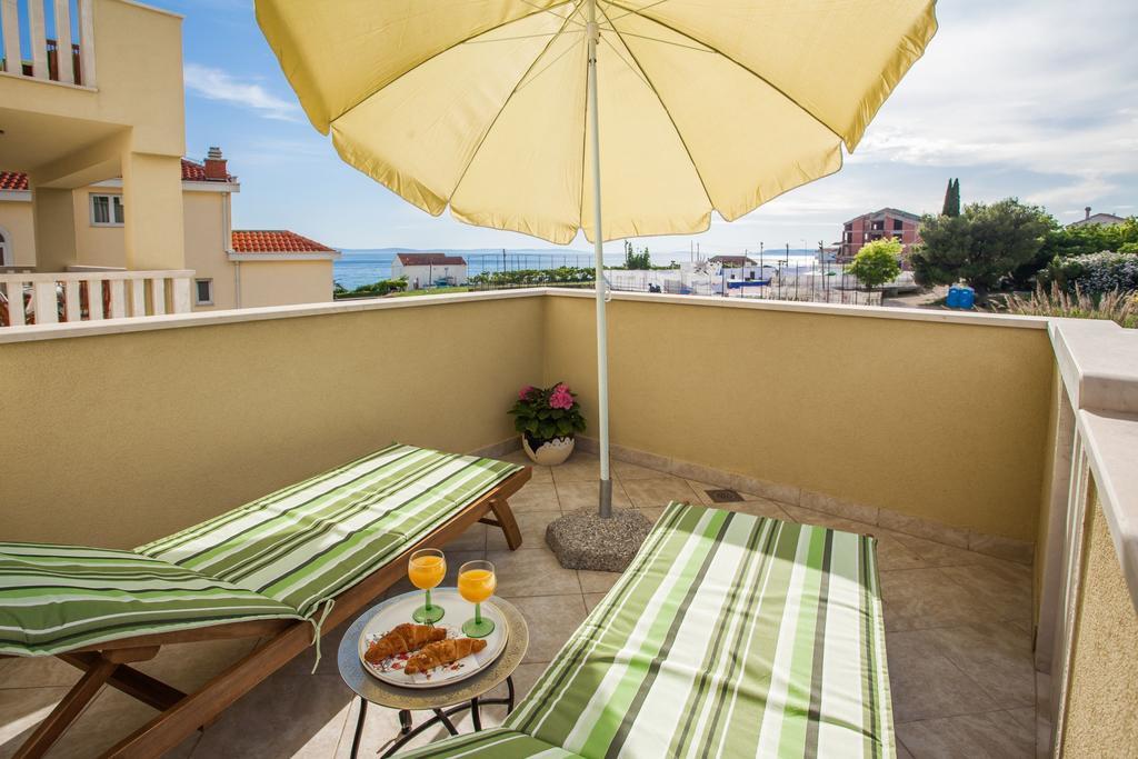 Apartments Leon Podstrana Rum bild